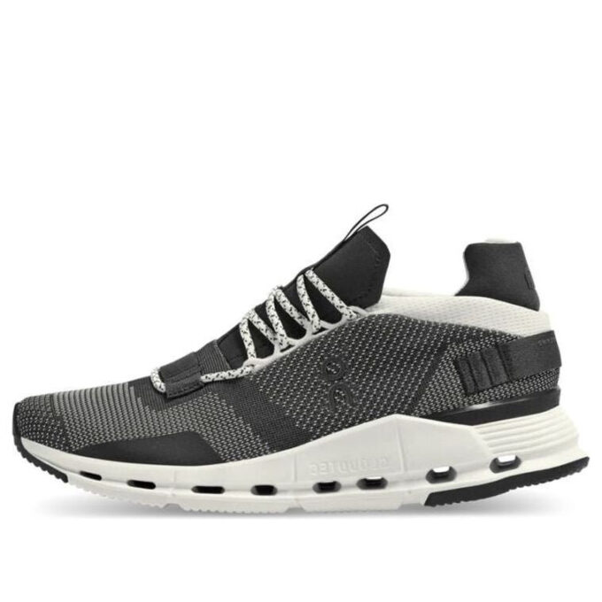 Cloudnova “Black White”