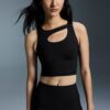 Dames Studio Cut-Out Crop Dames Studio Cut-Out Crop