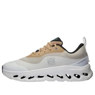 On Running x LOEWE Cloudtilt 2 “Tan White” On Running x LOEWE Cloudtilt 2 “Tan White”